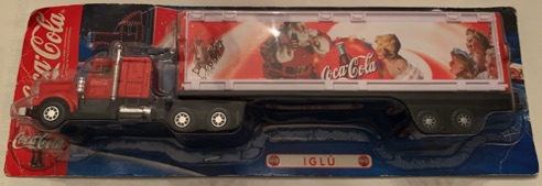 10121-1 € 22,50 coca cola vrachtwagen plastic kerstman incl. plastic atributen ca 30 cm.jpeg